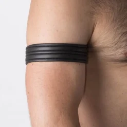 665 Brassard Néoprène -Vestiaire Fetish Soldes 665 brassard neoprene 2