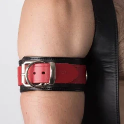 RoB Accessoires Brassard Cuir Boucle Fist-Fucking -Vestiaire Fetish Soldes brassard cuir boucle fist fucking 3