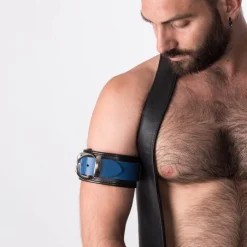 RoB Accessoires Brassard Cuir Boucle Fuck -Vestiaire Fetish Soldes brassard cuir boucle fuck 2