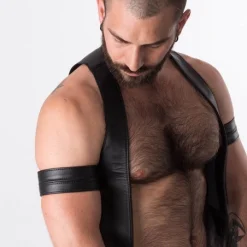 RoB Accessoires Brassard Large Ajustable Pressions -Vestiaire Fetish Soldes brassard large ajustable pressions 41