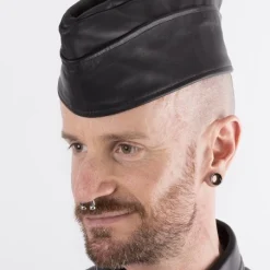 Rob Calot Cuir -Vestiaire Fetish Soldes calot cuir 1