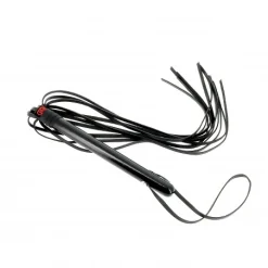 The Red Martinet Long En Cuir -Vestiaire Fetish Soldes martinet long en cuir 4