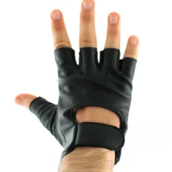 Autres Mitaines Cuir 11 Autres Mitaines Cuir -Vestiaire Fetish Soldes mitaines cuir 4