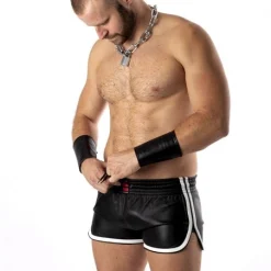 Rob Short Cuir - Bandes Blanches -Vestiaire Fetish Soldes short cuir bandes blanches 2