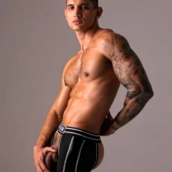 Locker Gear Short Chaps Watch It Hard -Vestiaire Fetish Soldes short locker gear fetish 3